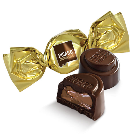 Pirámide de Chocolate Obscuro con Relleno Sabor Crema Irlandesa
